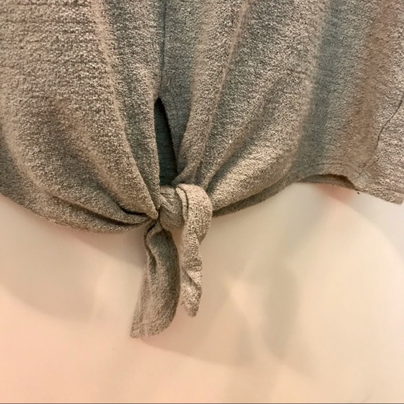 Madewell Gray Modern Tie Front Tee Back to School - Picture 5 of 6